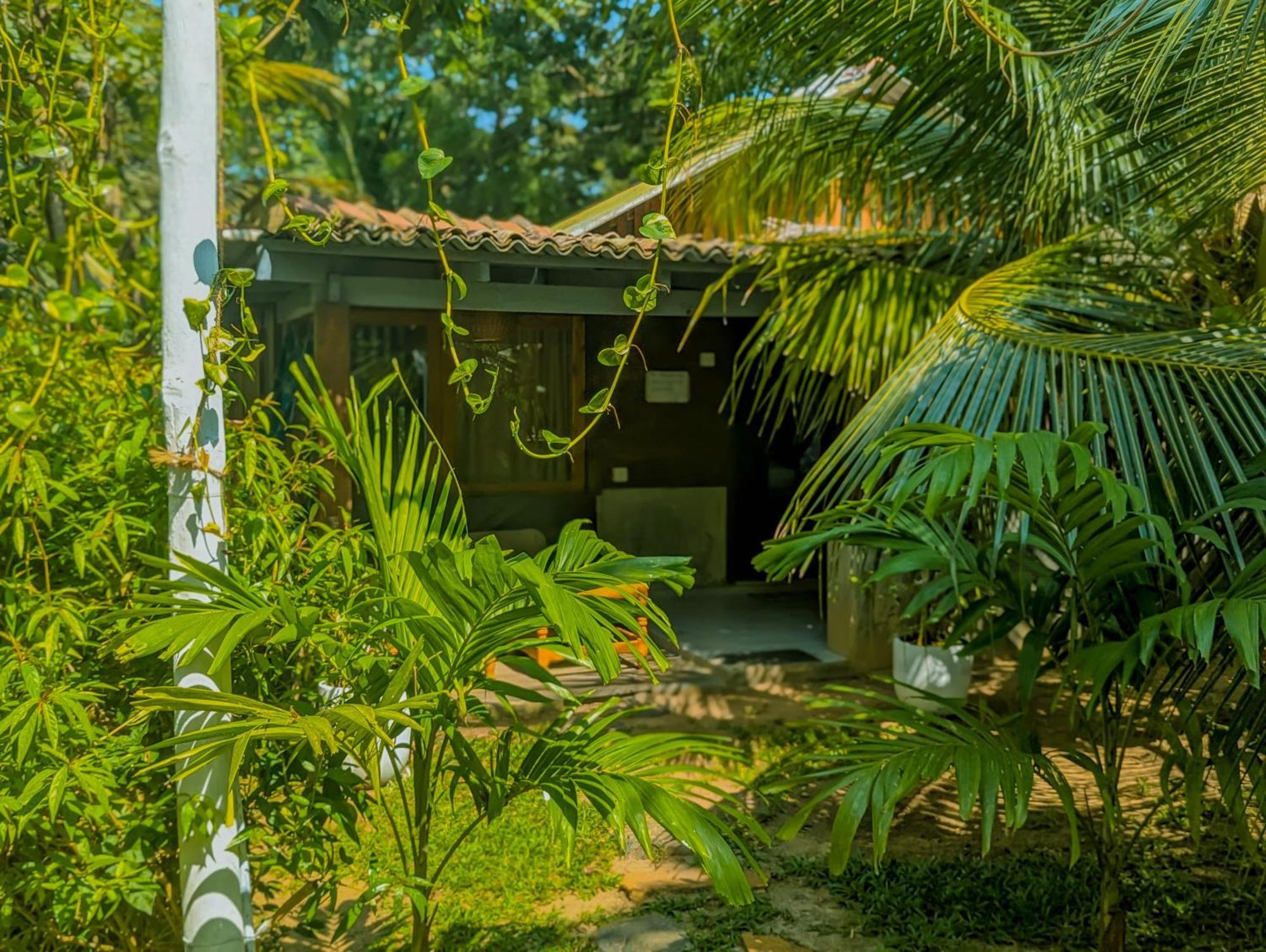 Neem Jay Beach Resort Tangalle Extérieur photo